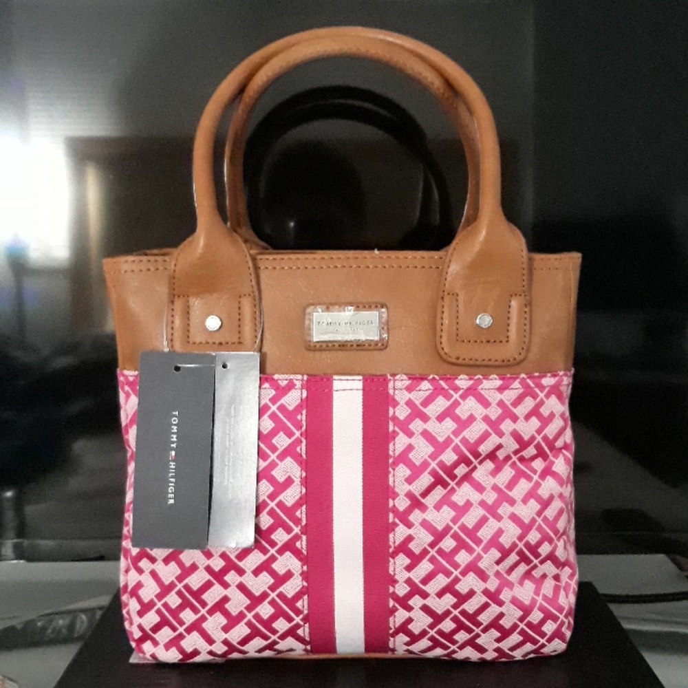 Cute Tommy Hilfiger Small handbag